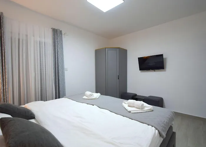Theresia By Interhome Tatil Evi