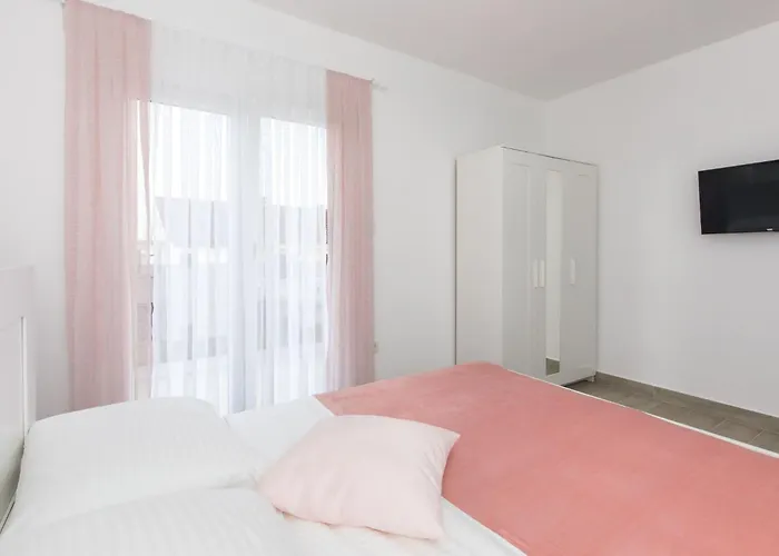 Theresia By Interhome Сasa de vacaciones Vantacici